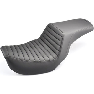 Saddlemen Step-Up Tuck & Roll Seat - Harley-Davidson FXD Dyna (2004-2005)