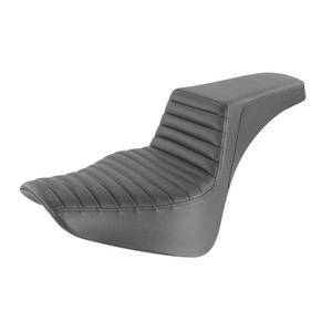 Saddlemen Step-Up Tuck & Roll Seat - Harley-Davidson Softail FLDE/FLHC/FLHCS/FLSL (2018-2026)