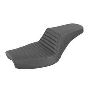 Saddlemen Step-Up Tuck & Roll Seat - Harley-Davidson FXD Dyna (1996-2003)