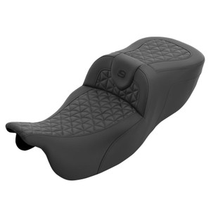 Saddlemen Road Sofa Tri-Gripper Extended Reach Seat - Harley-Davidson Freewheeler/Road Glide 3 (2015-2025)