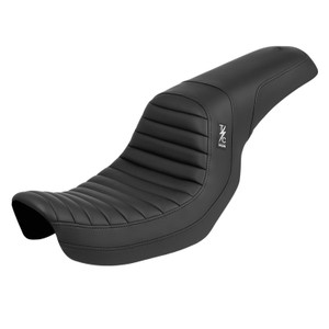 Saddlemen Thrashin' Pro Series Tuck & Roll Seat - Harley-Davidson FXD/FXDWG/FLD Dyna (2006-2017)